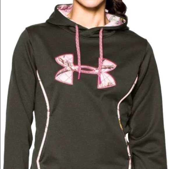 Under Armour Hoodie🌳 - Picture 1 of 4